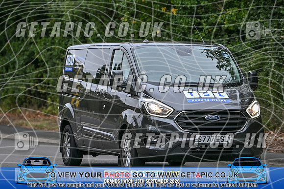 KS2609-0517_LOGO_ON_PHOTO