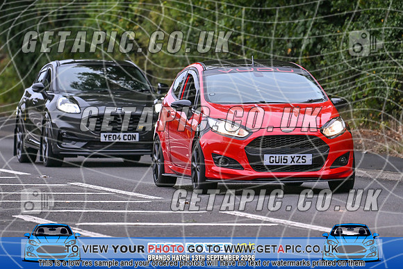 KS2609-0526_LOGO_ON_PHOTO