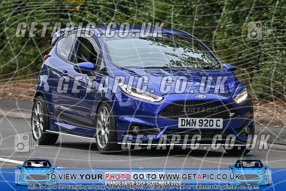 KS2609-0605_LOGO_ON_PHOTO