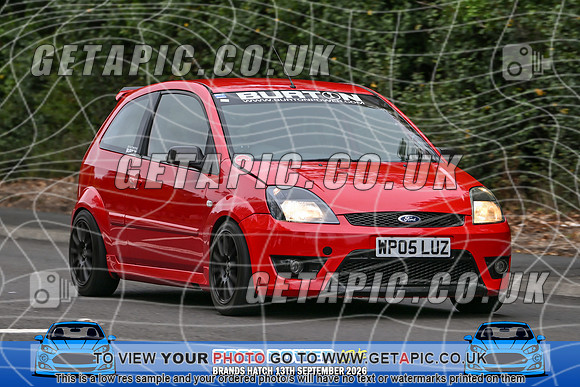 KS2609-0625_LOGO_ON_PHOTO