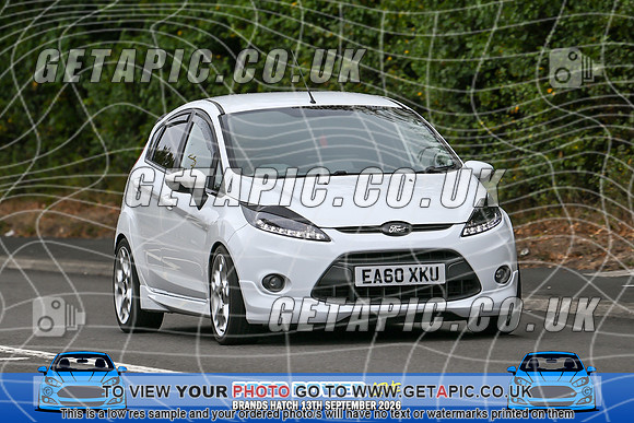 KS2609-0645_LOGO_ON_PHOTO