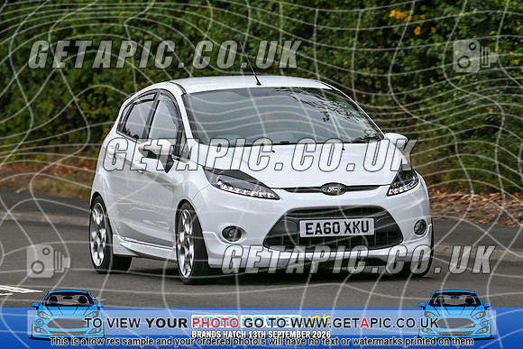 KS2609-0647_LOGO_ON_PHOTO