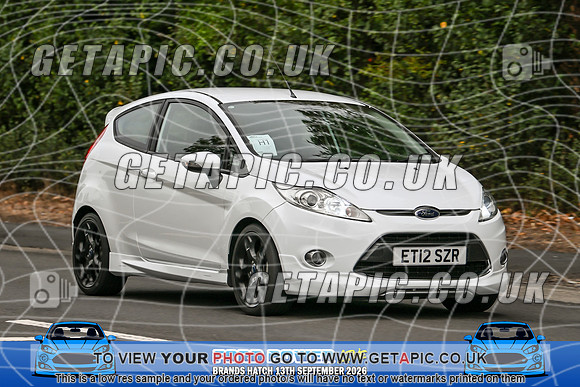 KS2609-0650_LOGO_ON_PHOTO