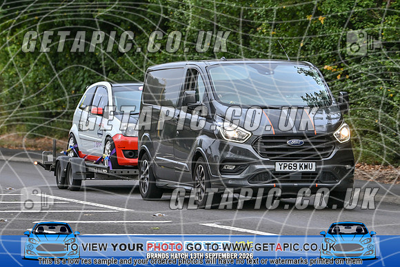 KS2609-0737_LOGO_ON_PHOTO