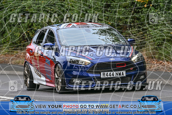 KS2609-0749_LOGO_ON_PHOTO