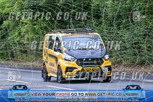 KS2609-0826_LOGO_ON_PHOTO