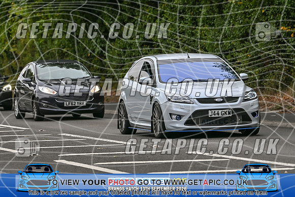 KS2609-0903_LOGO_ON_PHOTO