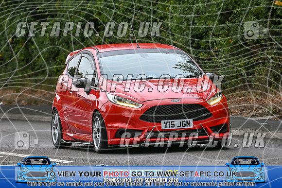 KS2609-0988_LOGO_ON_PHOTO