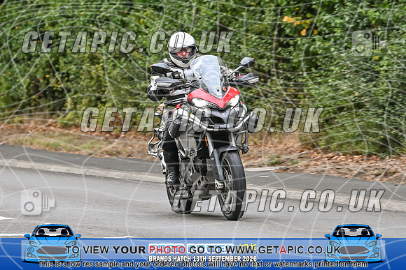 KS2609-1048_LOGO_ON_PHOTO