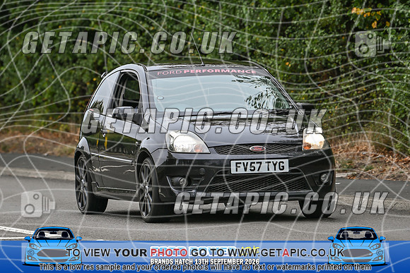 KS2609-1189_LOGO_ON_PHOTO