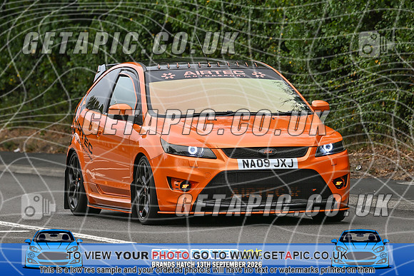 KS2609-1398_LOGO_ON_PHOTO