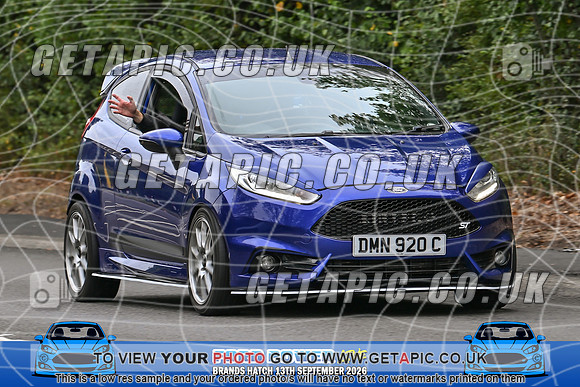 KS2609-2428_LOGO_ON_PHOTO