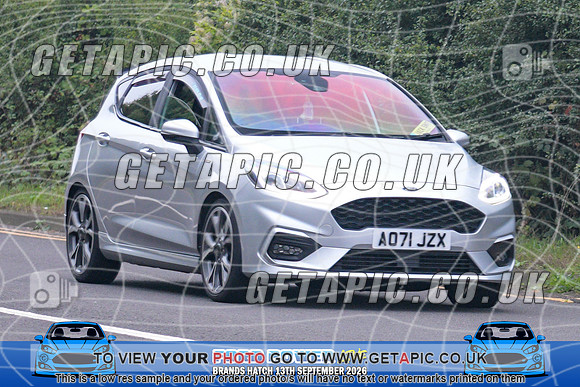 DA2609-1116_LOGO_ON_PHOTO