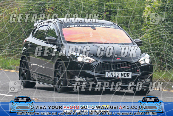 DA2609-1302_LOGO_ON_PHOTO