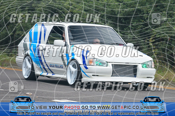 DA2609-1584_LOGO_ON_PHOTO