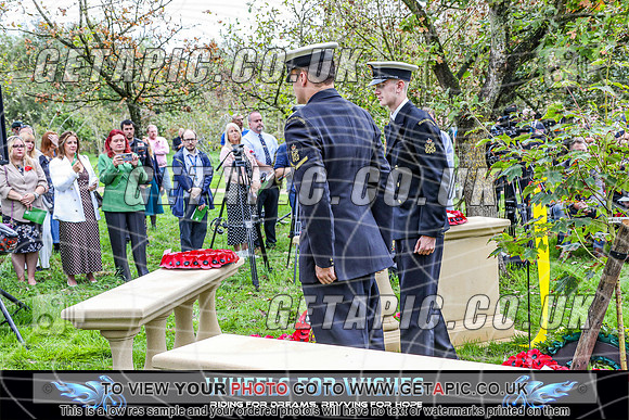 TW2609-2406_LOGO_ON_PHOTO