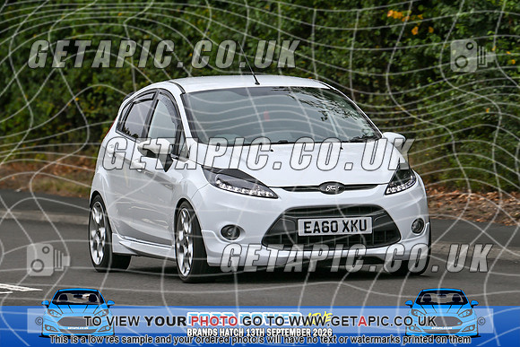 KS2609-0647_LOGO_ON_PHOTO