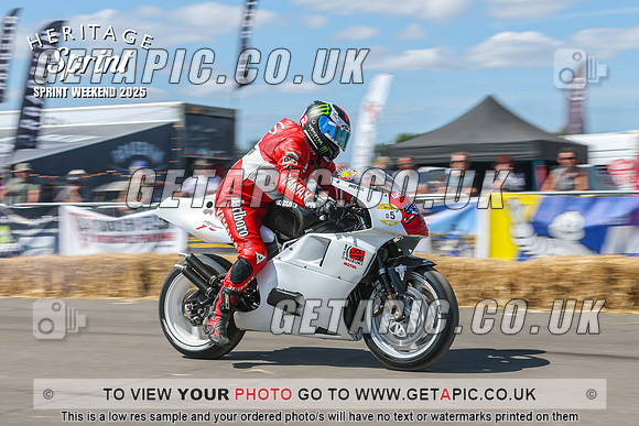 GP2508-5540_LOGO_ON_PHOTO