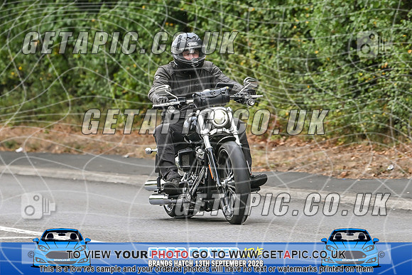 KS2609-2303_LOGO_ON_PHOTO