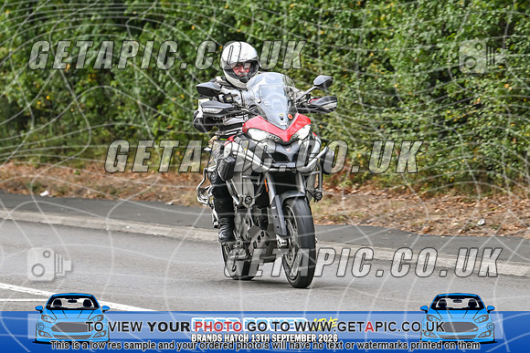KS2609-1046_LOGO_ON_PHOTO