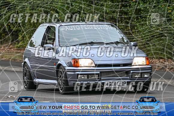 KS2609-0916_LOGO_ON_PHOTO