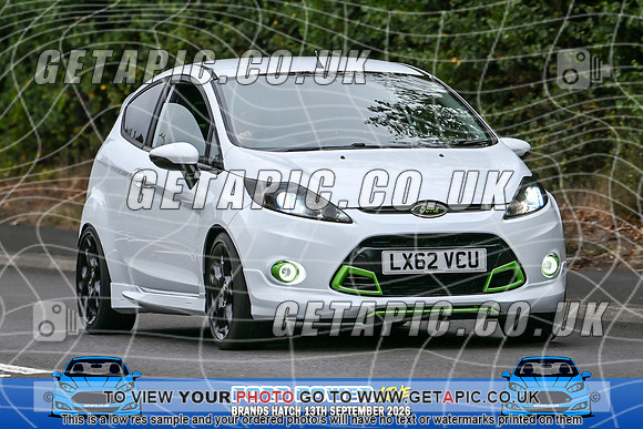 KS2609-0290_LOGO_ON_PHOTO