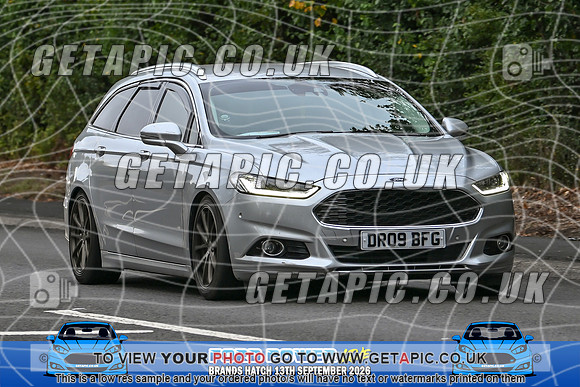 KS2609-0921_LOGO_ON_PHOTO