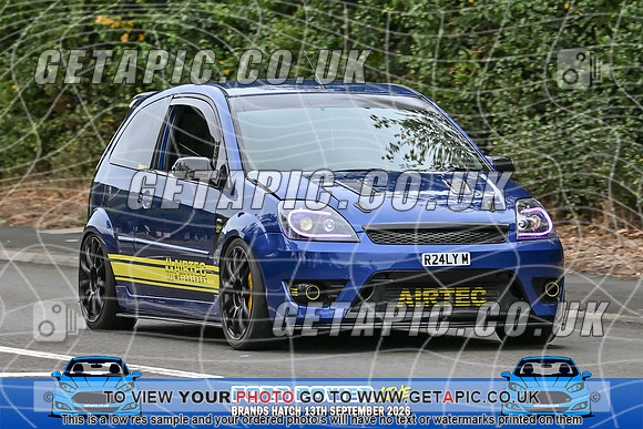 KS2609-1739_LOGO_ON_PHOTO