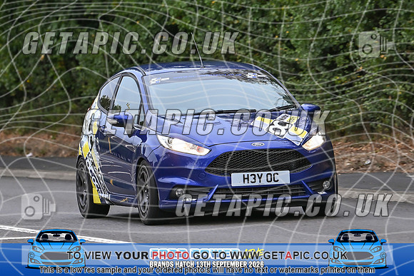 KS2609-0391_LOGO_ON_PHOTO