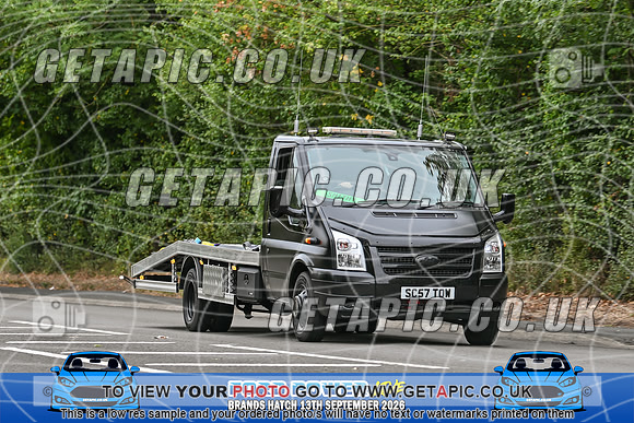 KS2609-1470_LOGO_ON_PHOTO