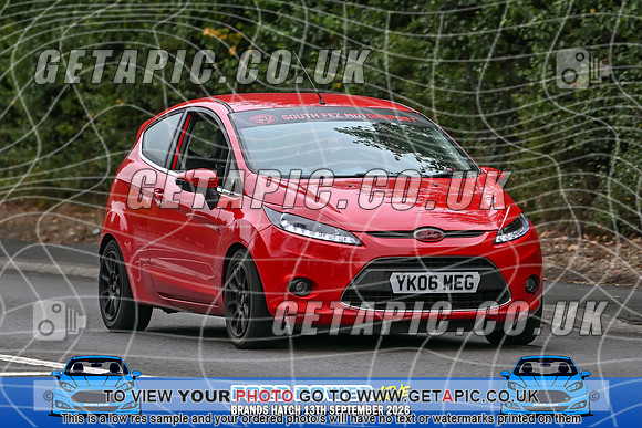 KS2609-0113_LOGO_ON_PHOTO