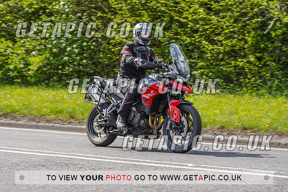RS2204_12574