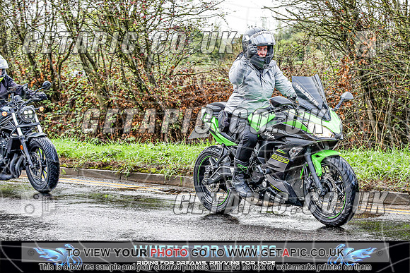 TW2609-1712_LOGO_ON_PHOTO