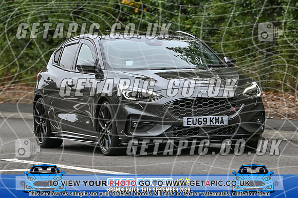KS2609-1093_LOGO_ON_PHOTO
