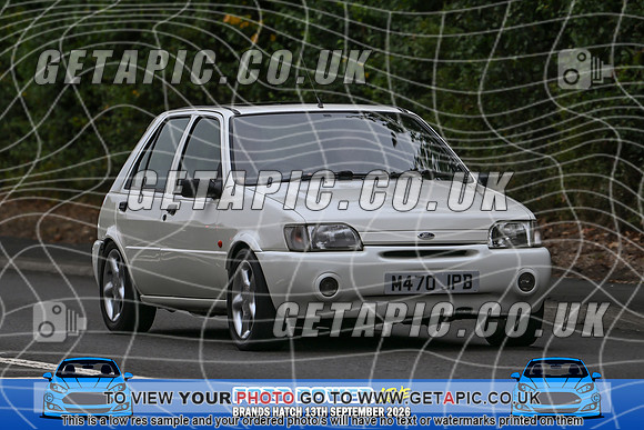 KS2609-0587_LOGO_ON_PHOTO