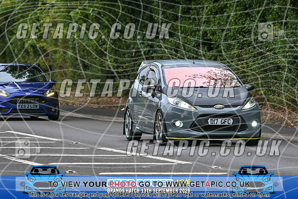 KS2609-0072_LOGO_ON_PHOTO