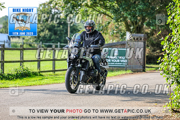 PR2506-03454_LOGO_ON_PHOTO