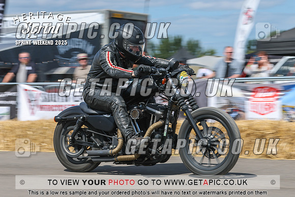GP2508-4243-C_LOGO_ON_PHOTO