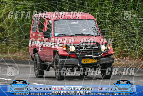 KS2609-2214_LOGO_ON_PHOTO