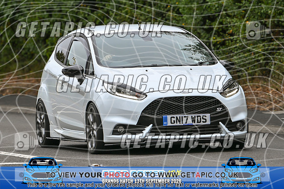KS2609-2593_LOGO_ON_PHOTO