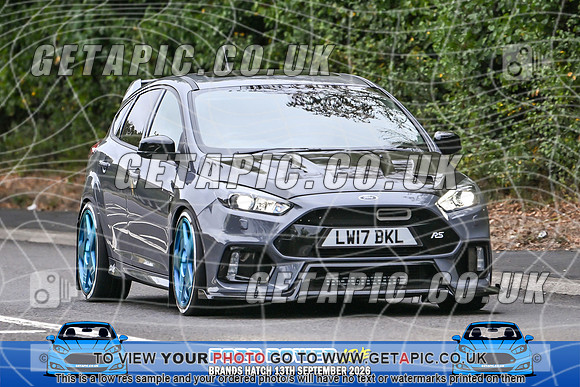 KS2609-0002_LOGO_ON_PHOTO