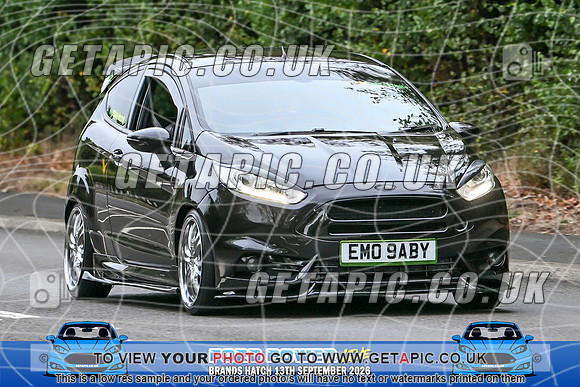 KS2609-0087_LOGO_ON_PHOTO