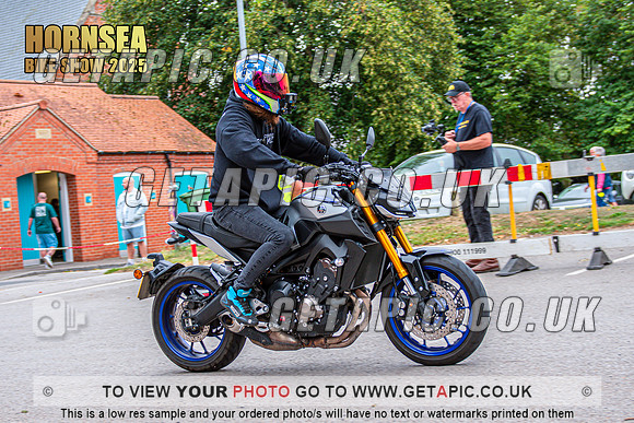 TW2508-1092_LOGO_ON_PHOTO