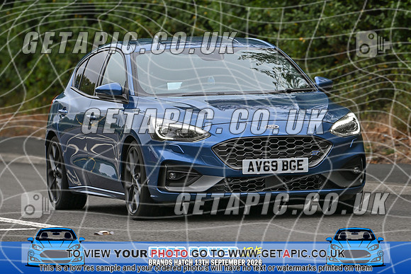 KS2609-2044_LOGO_ON_PHOTO