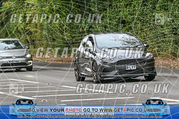 KS2609-0884_LOGO_ON_PHOTO