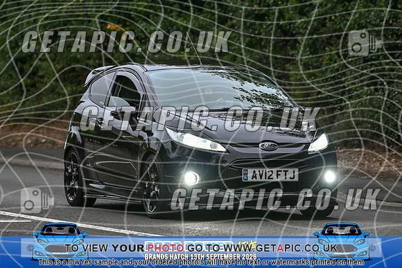 KS2609-0057_LOGO_ON_PHOTO