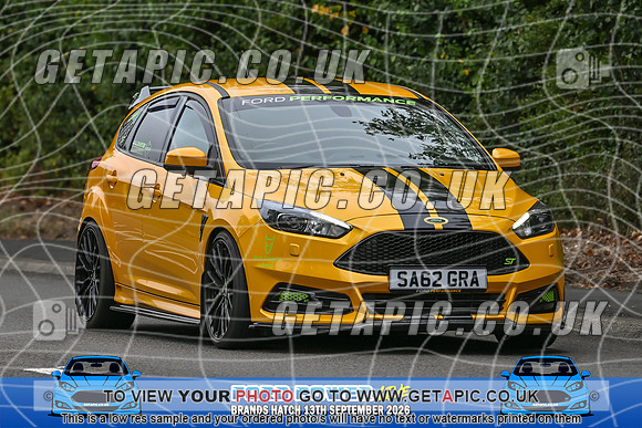 KS2609-1382_LOGO_ON_PHOTO