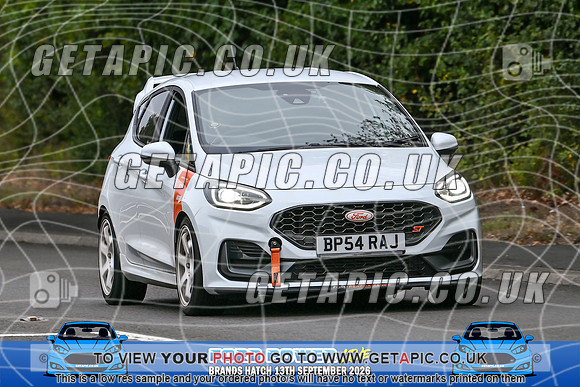 KS2609-0415_LOGO_ON_PHOTO