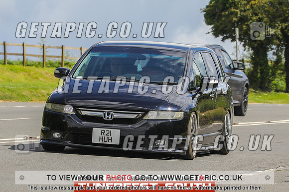 GP2406-9073-C_LOGO_ON_PHOTO