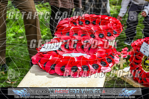 TW2609-2411_LOGO_ON_PHOTO